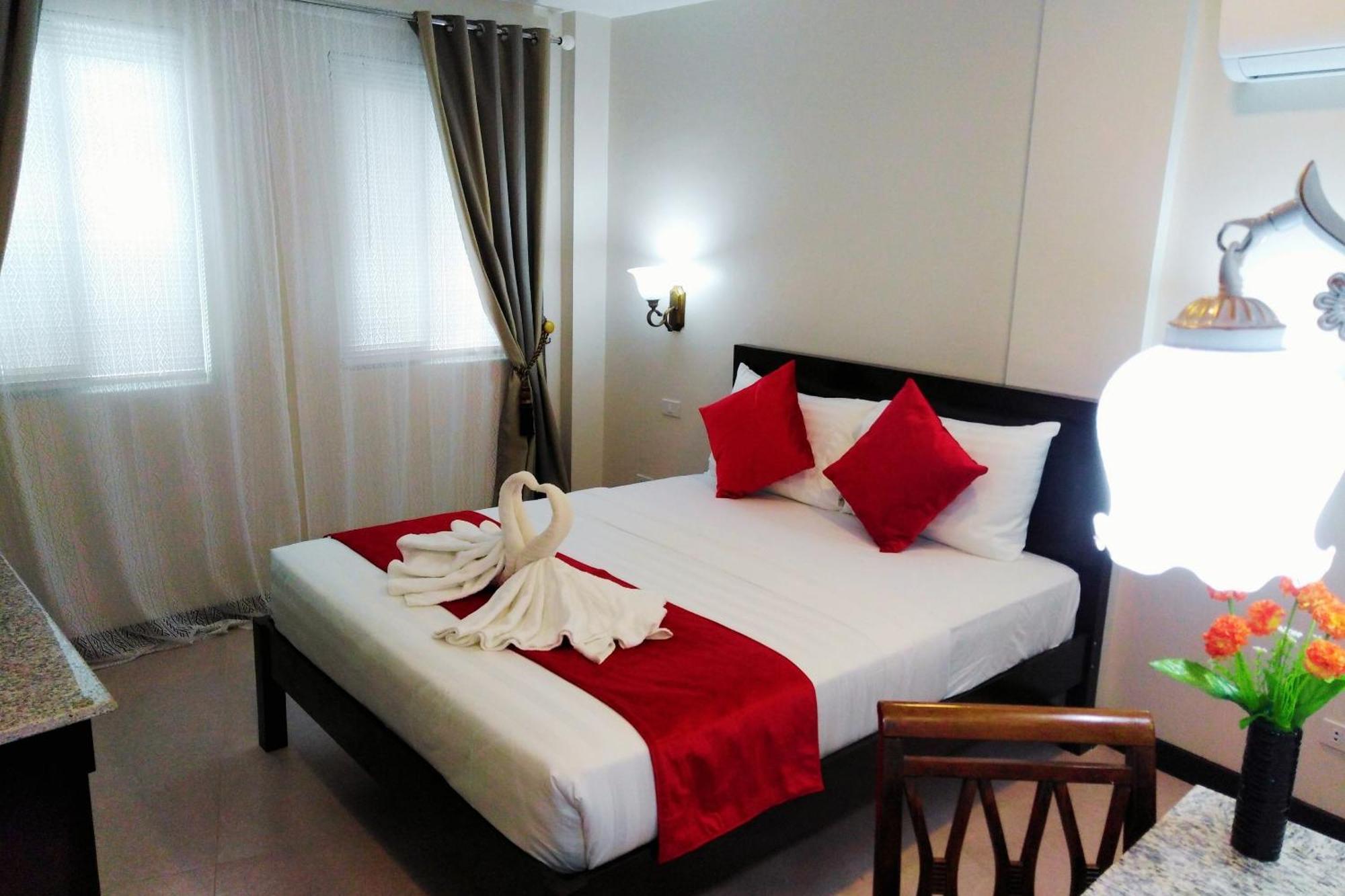 Venezia Suites Hotel Iloilo Oda fotoğraf