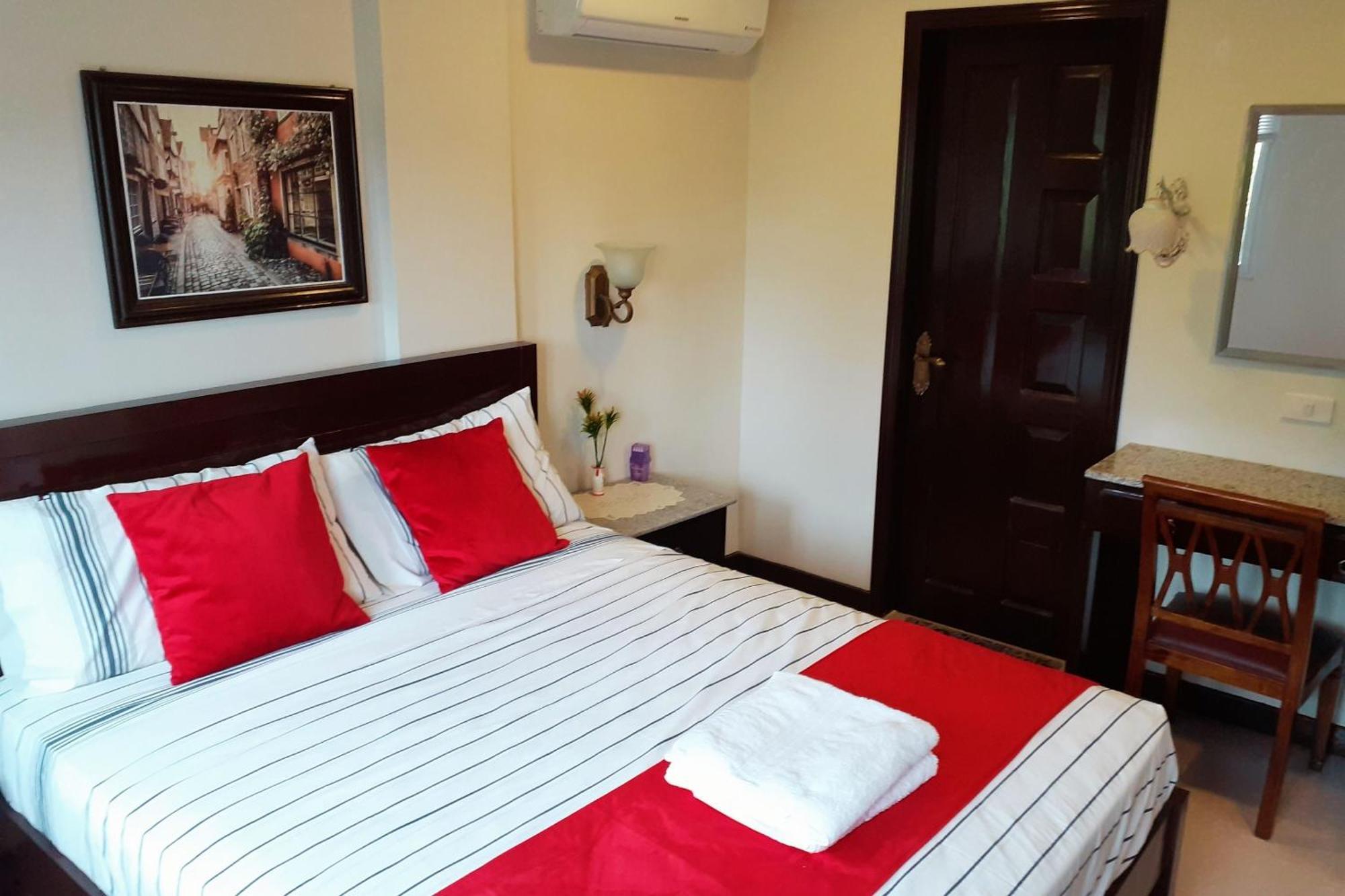 Venezia Suites Hotel Iloilo Oda fotoğraf