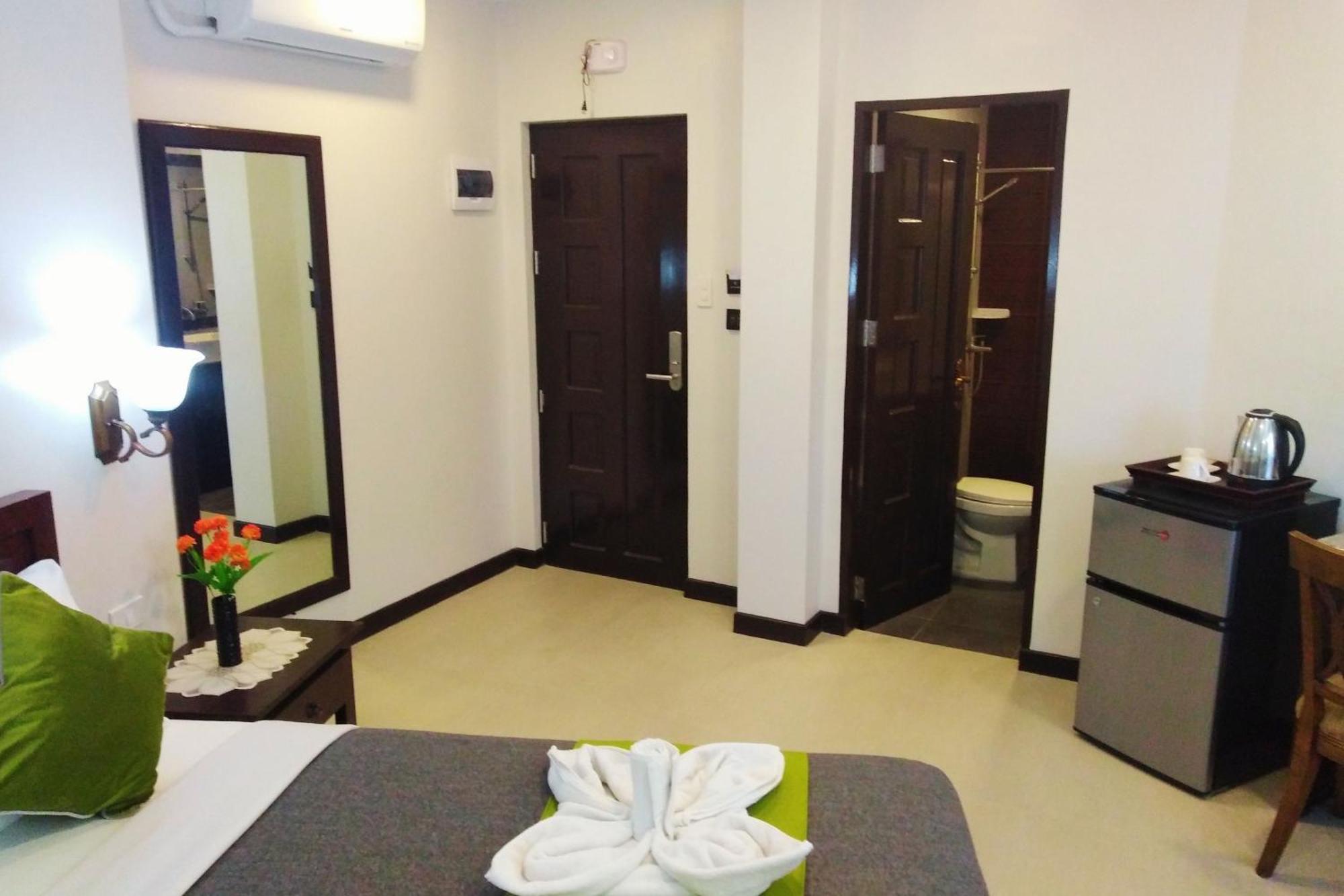 Venezia Suites Hotel Iloilo Oda fotoğraf