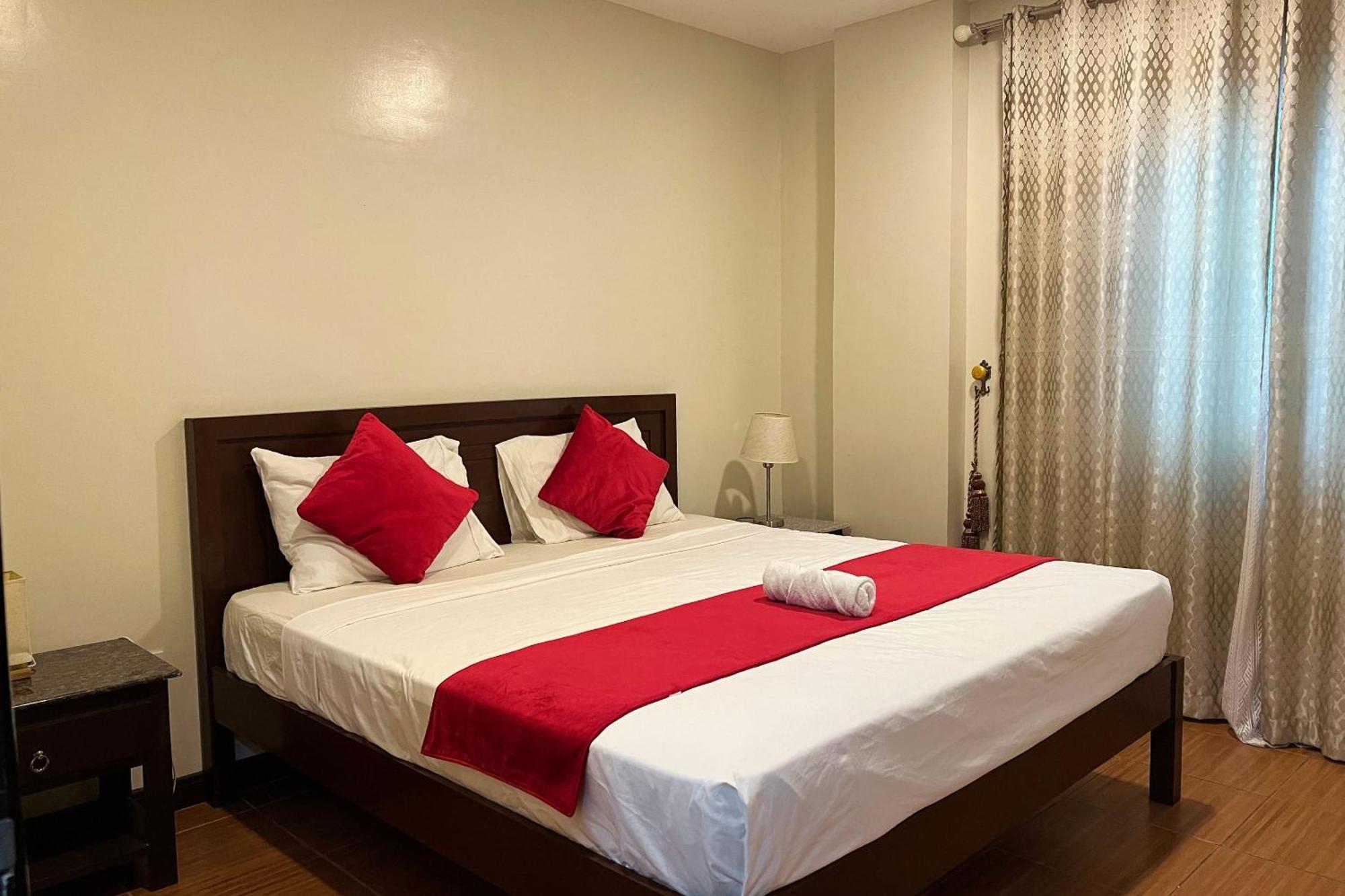 Venezia Suites Hotel Iloilo Oda fotoğraf