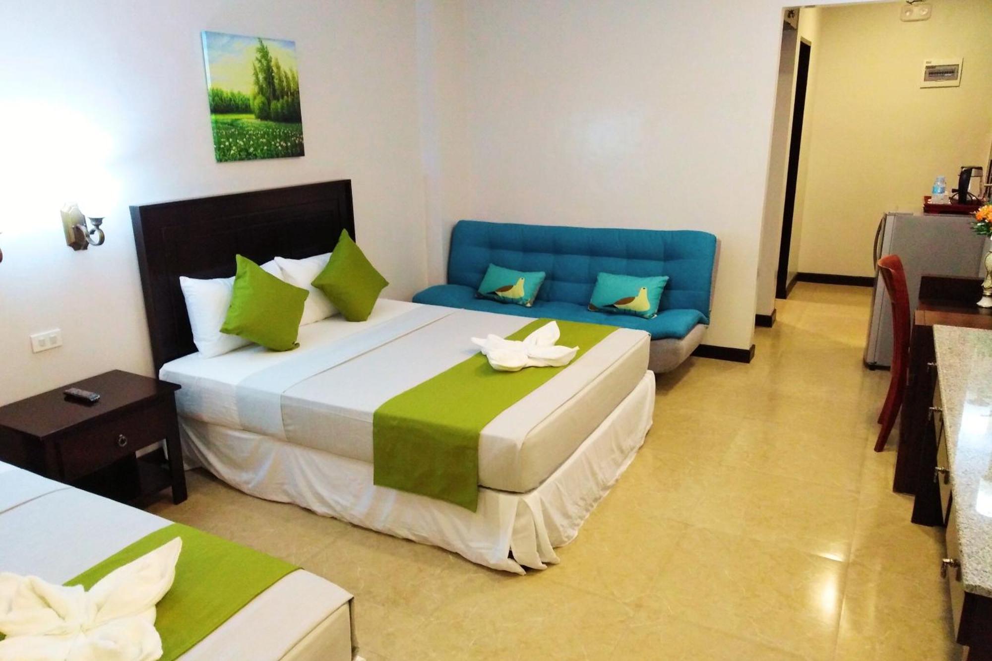 Venezia Suites Hotel Iloilo Oda fotoğraf