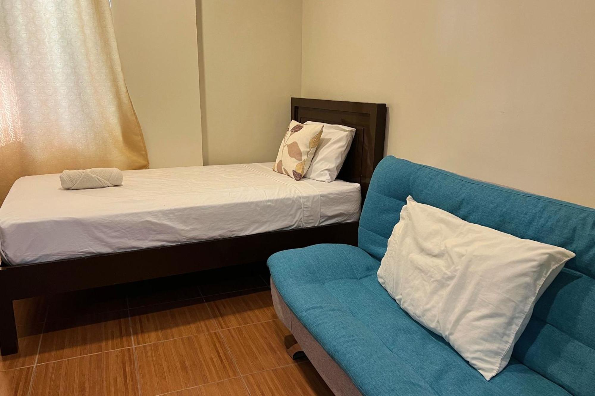 Venezia Suites Hotel Iloilo Oda fotoğraf