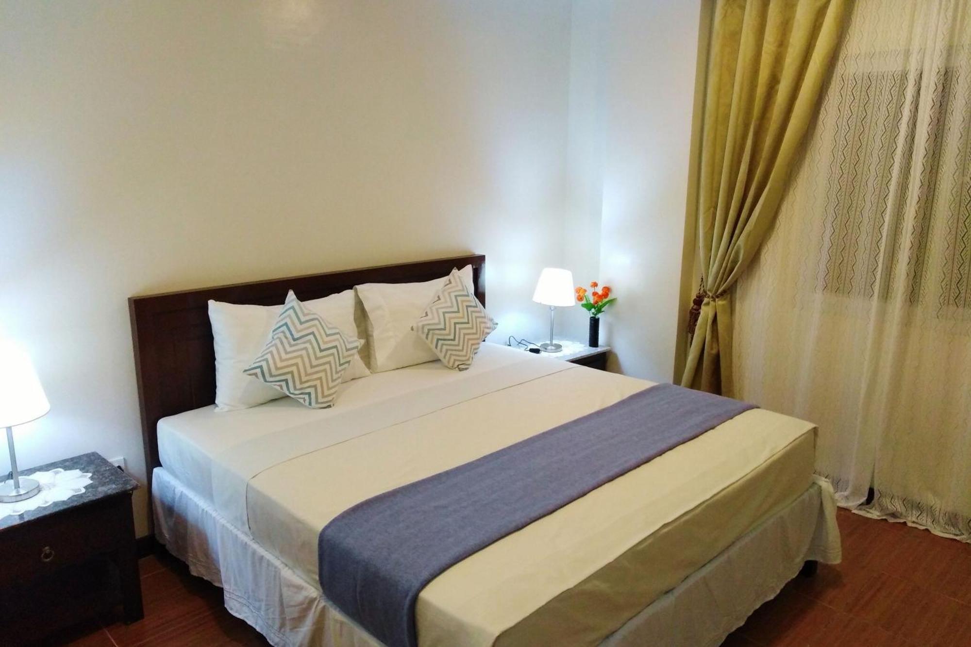 Venezia Suites Hotel Iloilo Oda fotoğraf